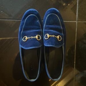 Gucci Princetown loafers blue velvet